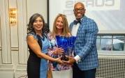 President Brian O. Hemphill, Ph值.D., and First Lady Marisela Rosas Hemphill, Ph值.D., met with Virginia Beach-area ODU alumni, students and friends on Aug. 13 during the Monarch Nation Tour.